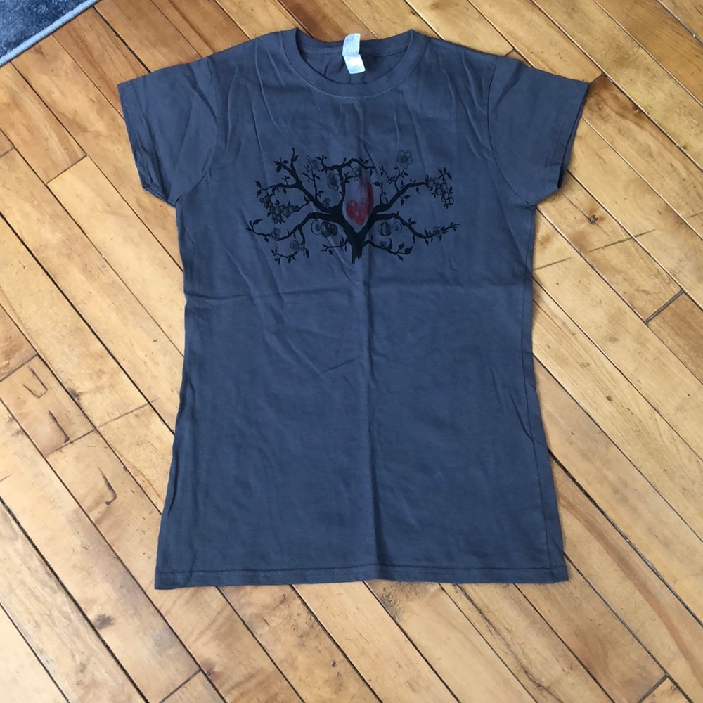 Absolut cherrykran shirt